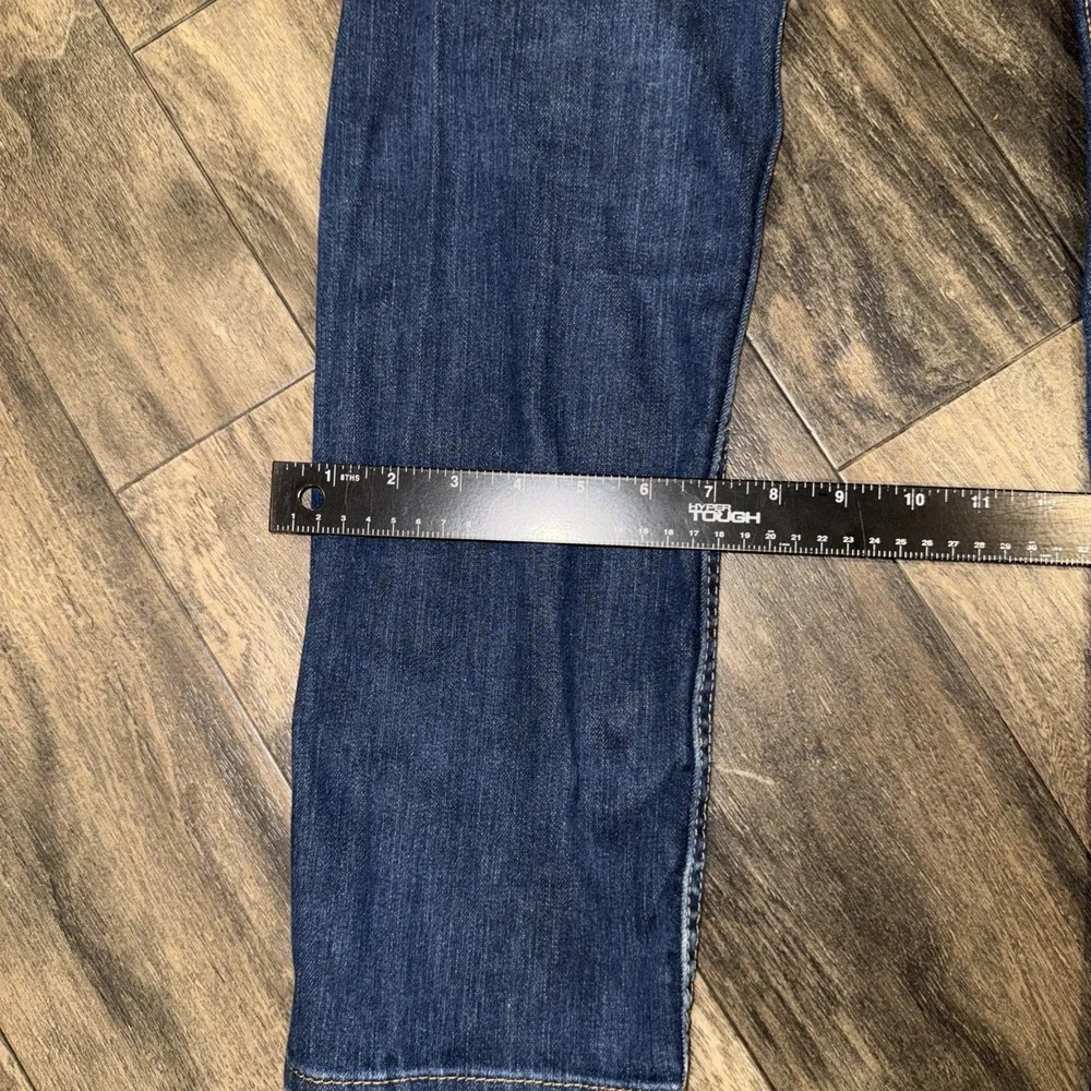 Levi's 502 Jeans Dark Wash Denim Straight Leg Slim Fit Men's Size 30x30 Faded